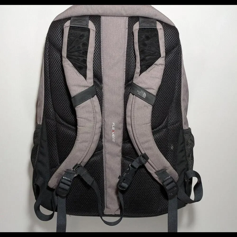 THE NORTH FACE Jester‎ Commuter Laptop Gray Black Flexvent Backpack Gym Bag